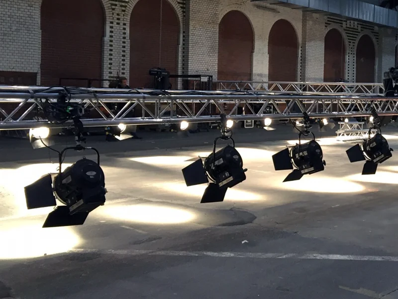 Lichttechnik mieten Berlin – Scheinwerfer und Moving Heads von WEMME Events